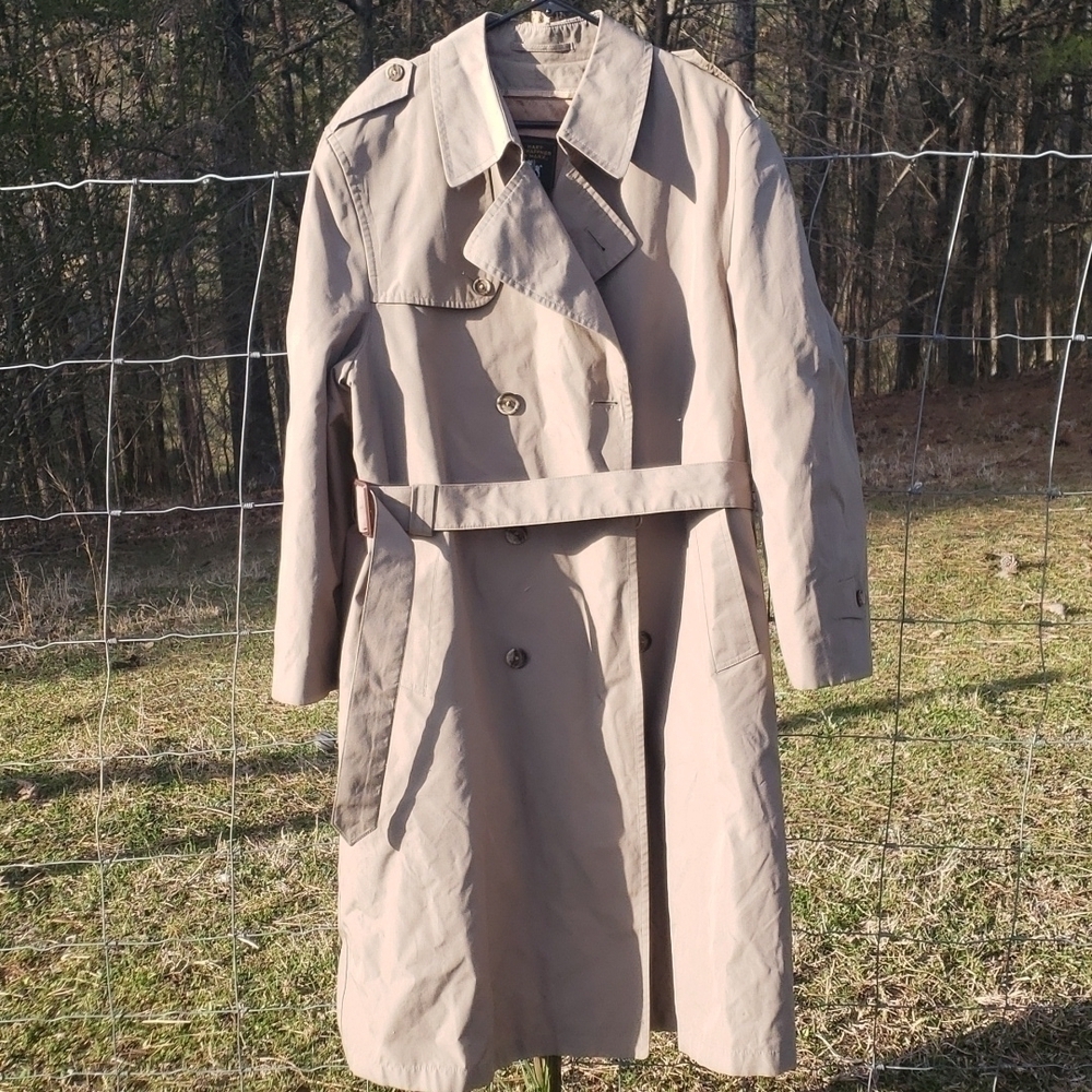 𝅺HART Schaffner Marx fully lined tan trench men's size 42R